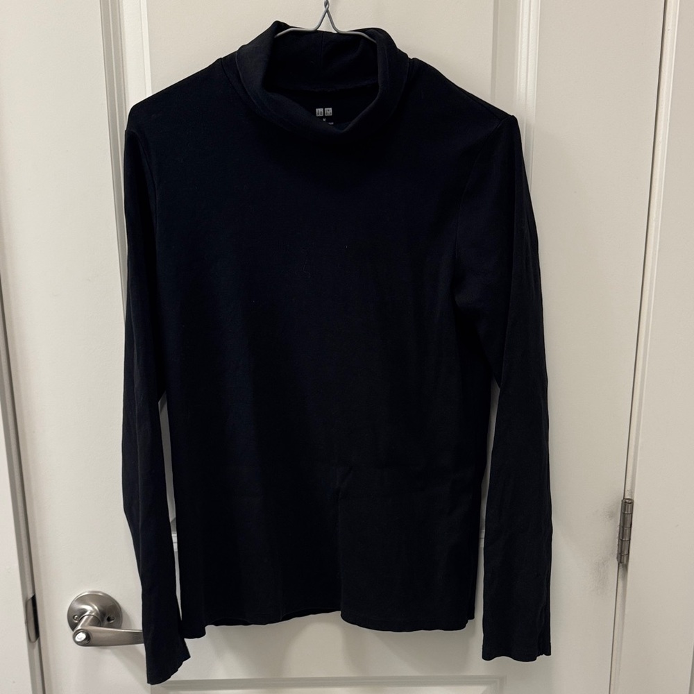 UniqloBlack Turtleneck Long Sleeve Closet Staple Career to Casual Top